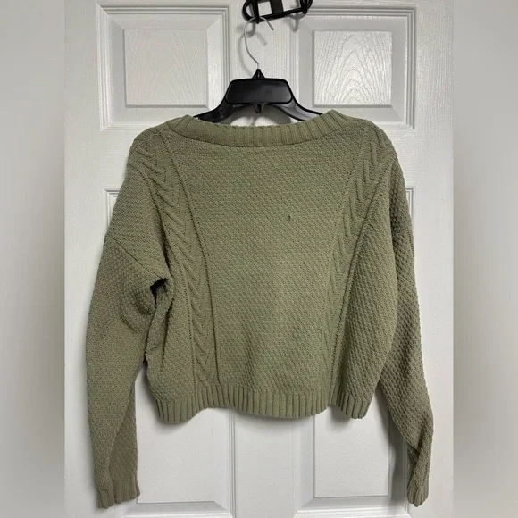 Hollister Cable Knit V-Neck Cropped Sweater Olive Green Women’s Size XS - Picture 5 of 7